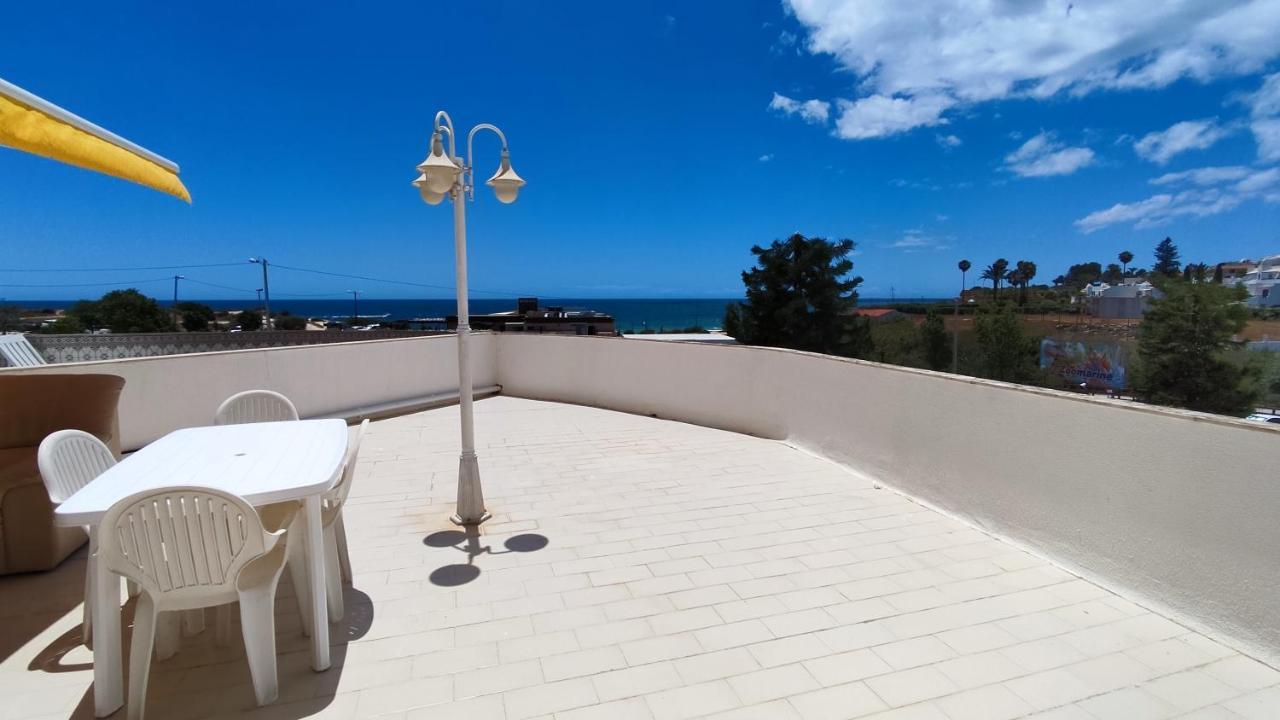 1 Torre Sol 2 - Casas & Papeis Appartement Armação de Pêra Buitenkant foto